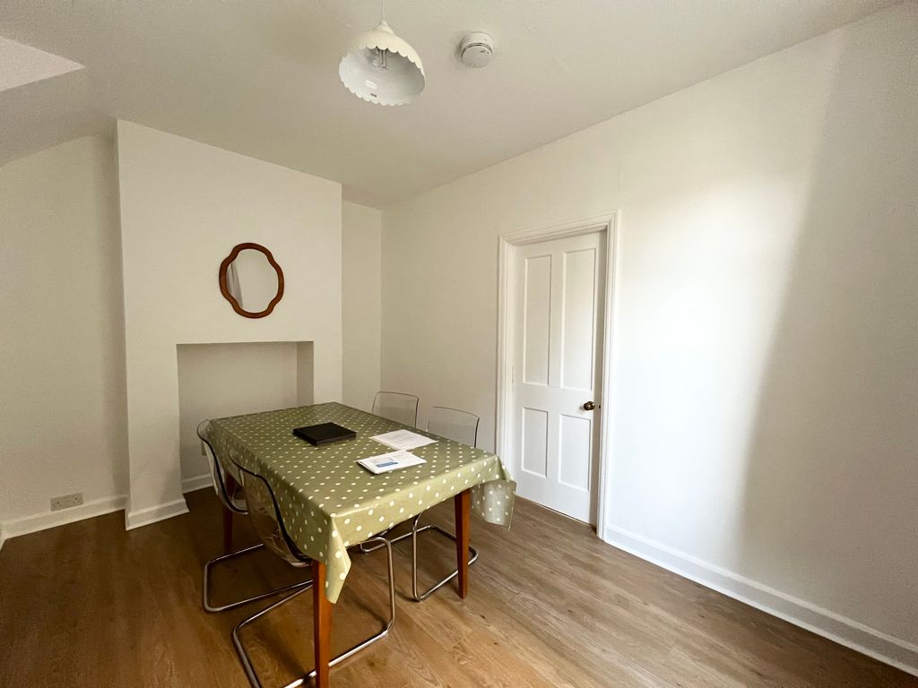 Property photo 3 of 9 Dining Room