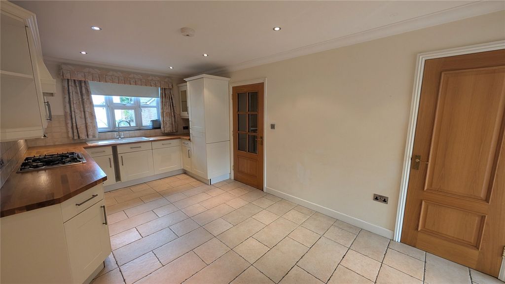 Property photo 3 of 9 Picture No. 07