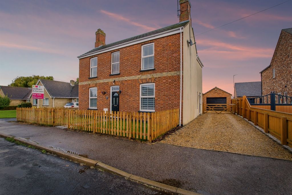 Property photo 1 of 29