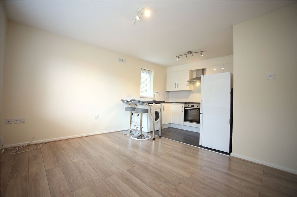 Property photo 1 of 8 Picture No. 22