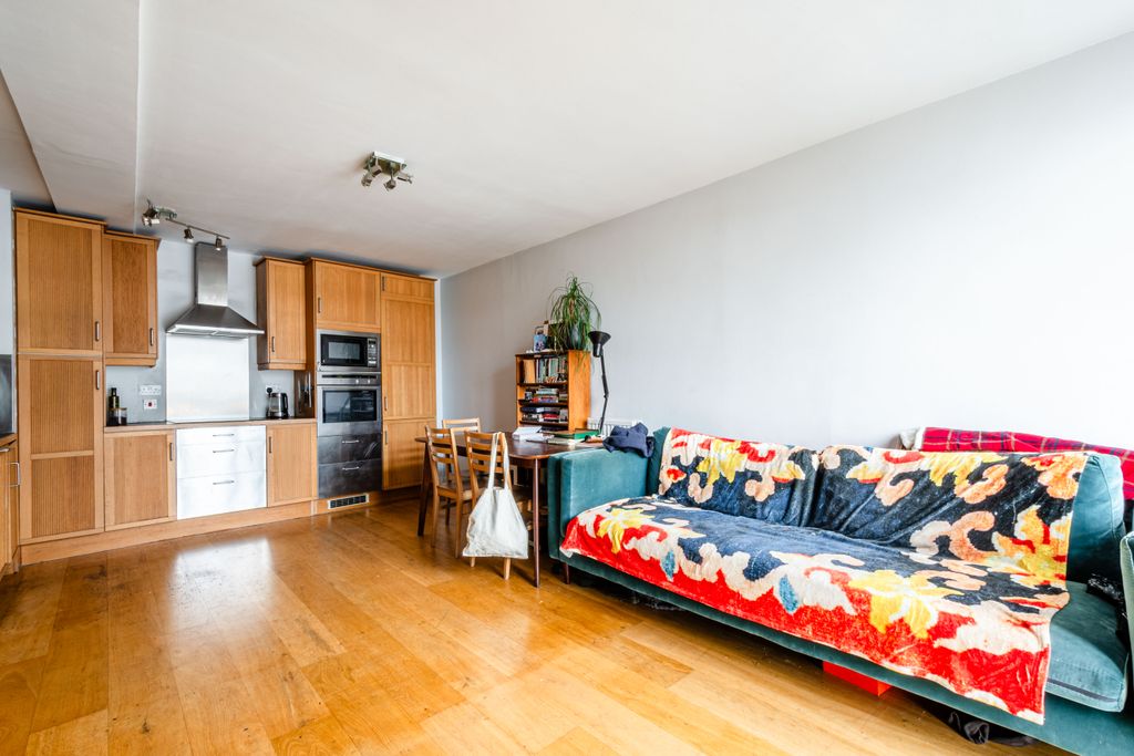 Property photo 2 of 7 2