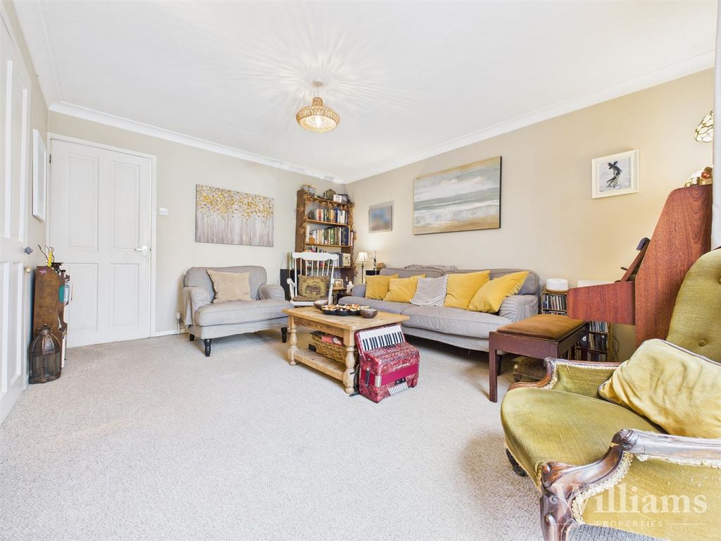 Property photo 2 of 17 Cam02861G0-Pr0482-Still005.Jpg