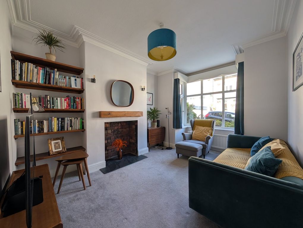 Property photo 2 of 26