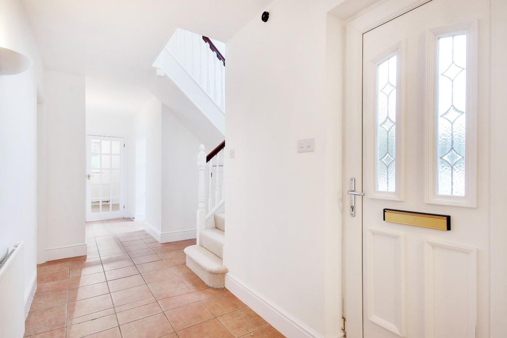 Property photo 3 of 23 62377_023.Jpg