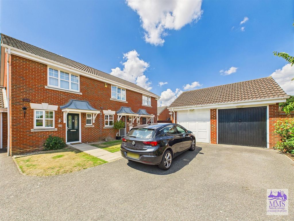 Property photo 1 of 18 Cam04098G0-Pr0070-Still033.Jpg