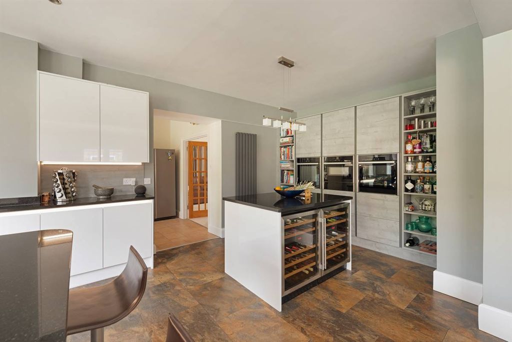 Additional image 5 of 7 bed detached house for saleWinterstoke Crescent, Ramsgate CT11