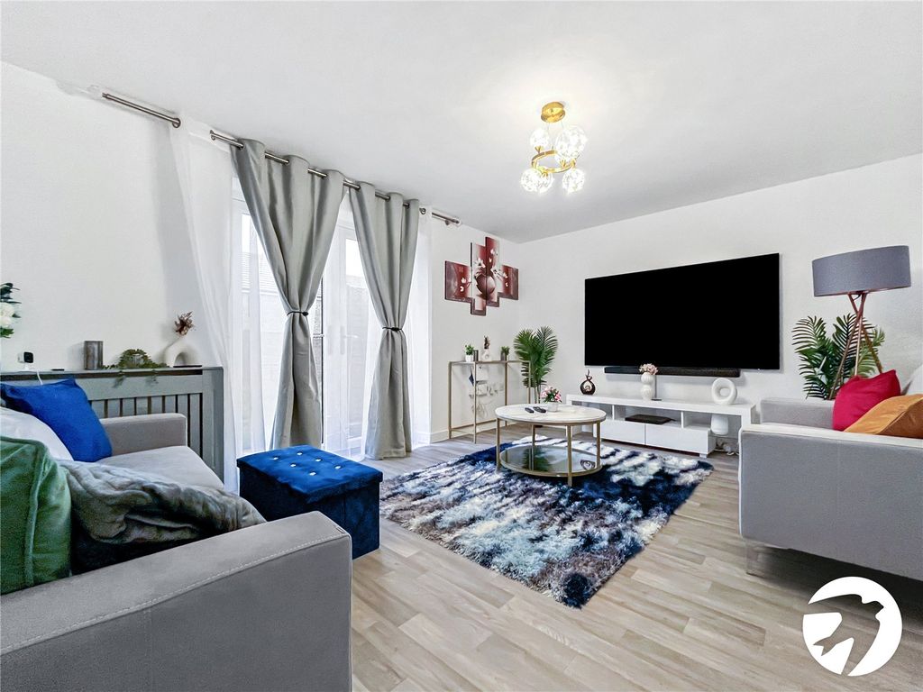 Property photo 2 of 17 Picture No. 08