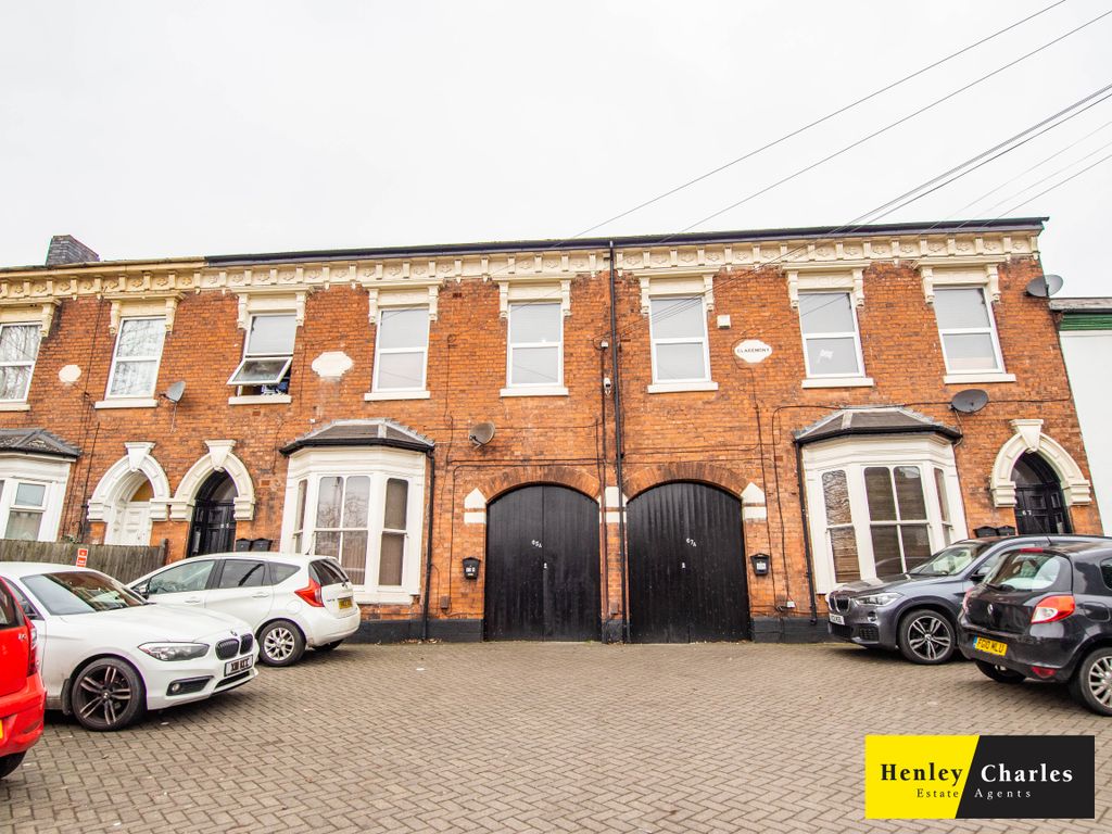 Property photo 1 of 5 67 Gravelly Hill North Front Pic
