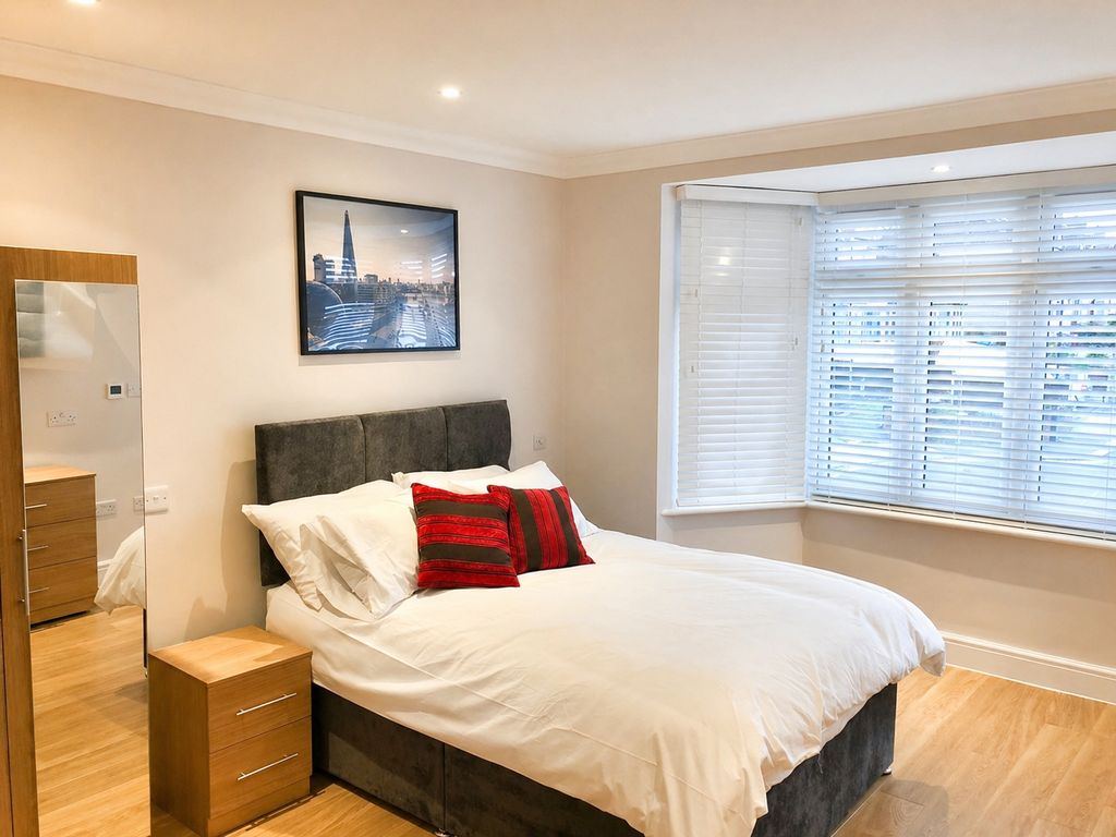 Property photo 1 of 5 Photo 2