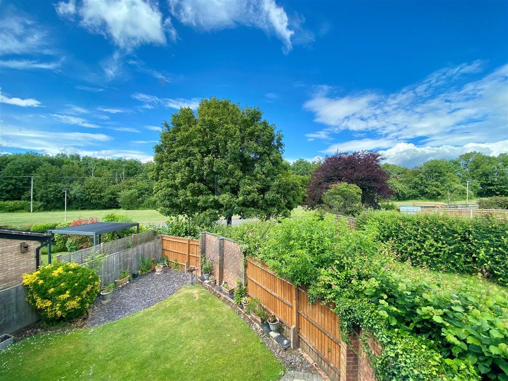 Property photo 3 of 12