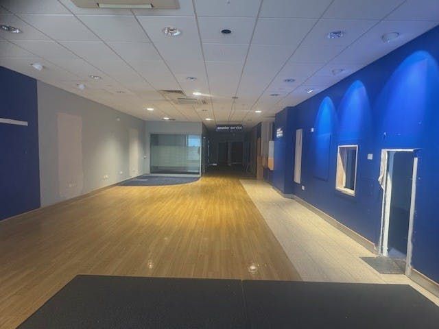 Property photo 3 of 26 13.Jpg