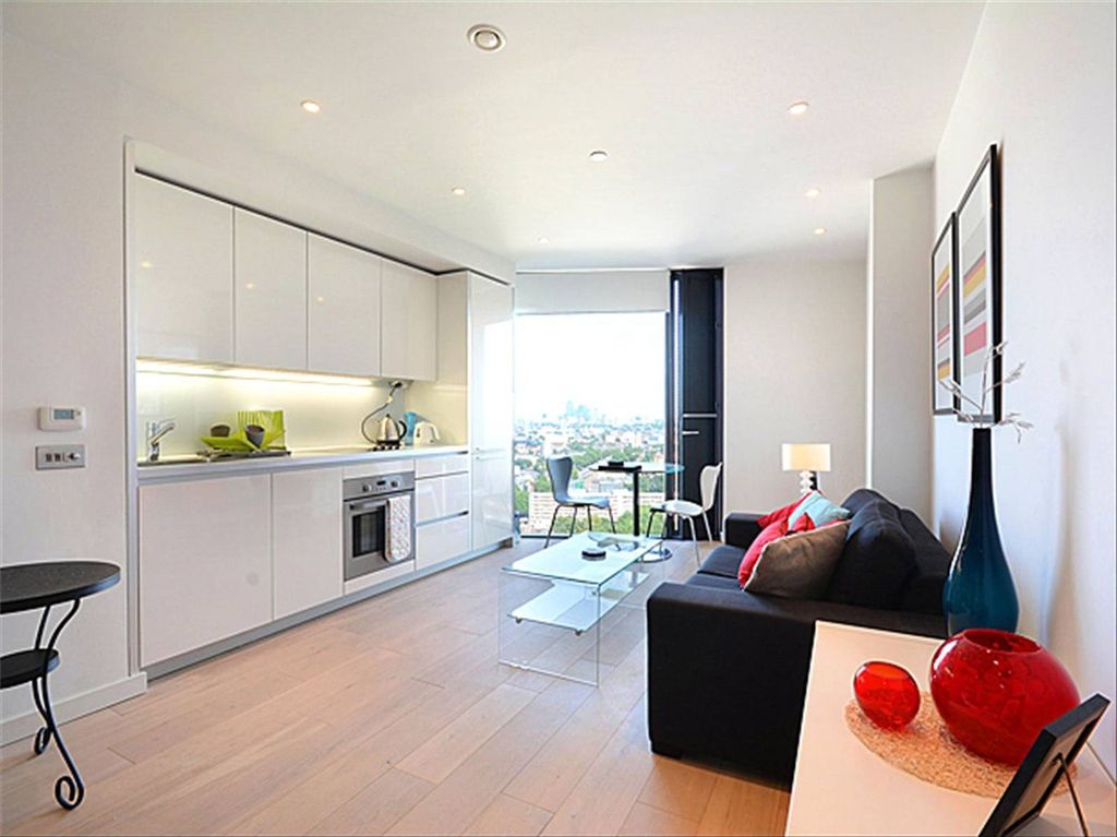 Property photo 2 of 6