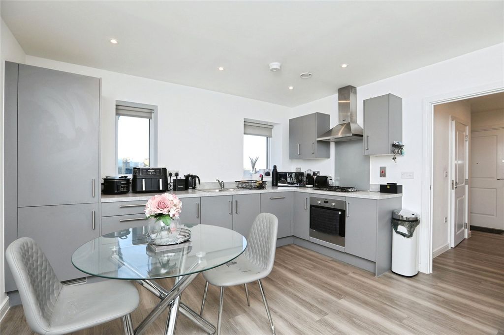 Property photo 2 of 9 Picture No. 04