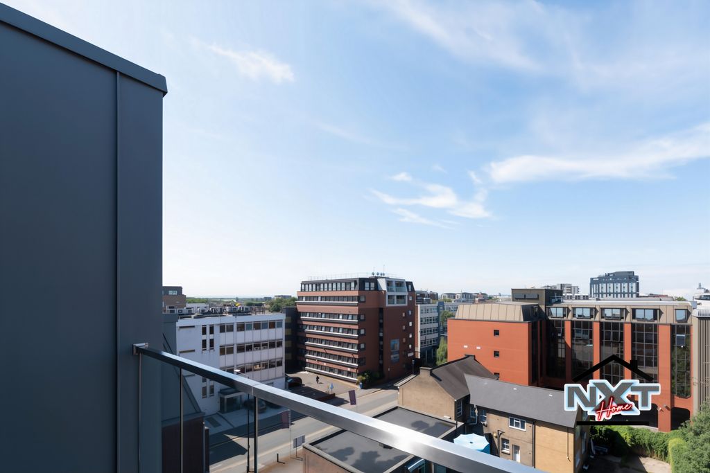 Property photo 3 of 10 Photo 7