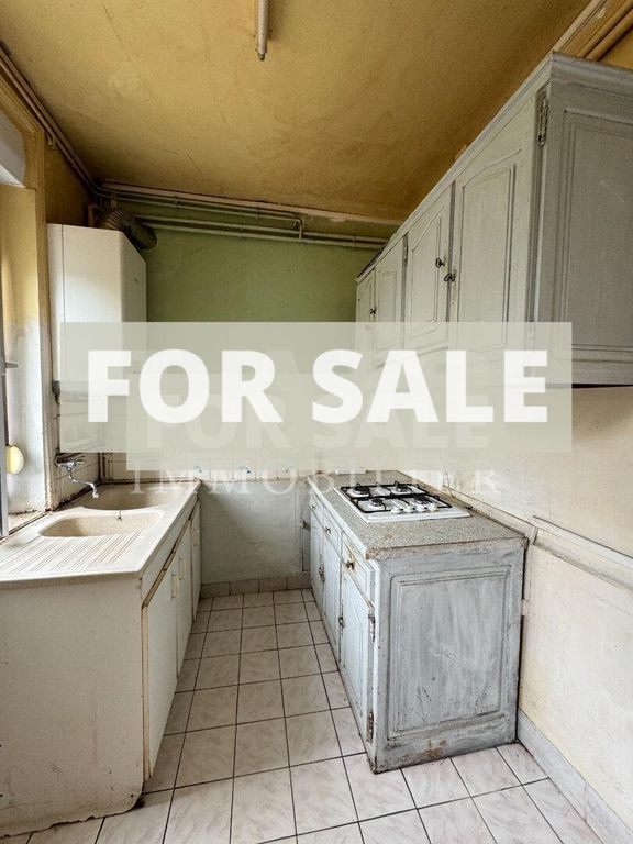 Property photo 3 of 11