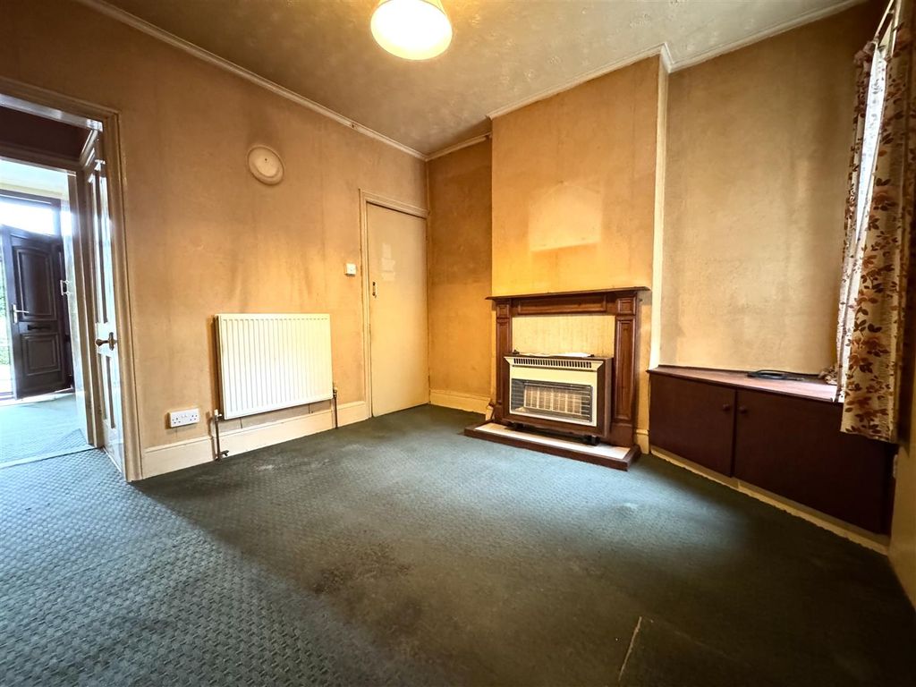 Property photo 3 of 12 Dining Room: