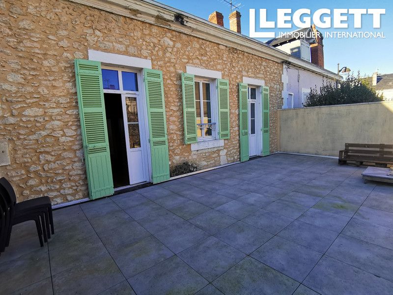 Property photo 2 of 10