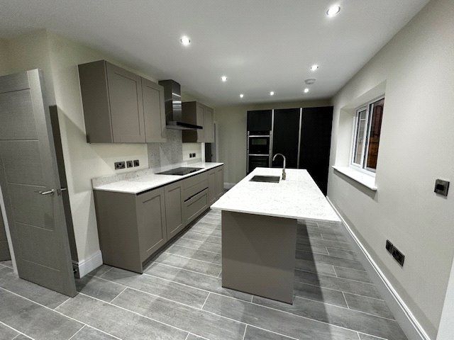 Property photo 3 of 22 Picture No. 03