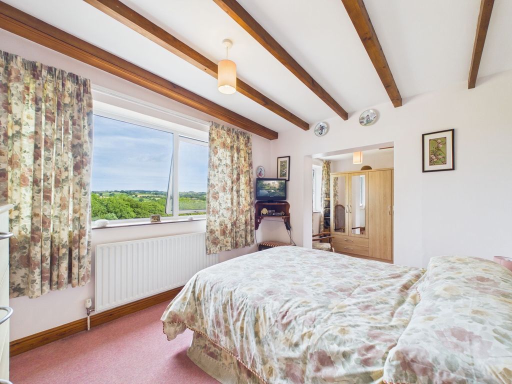 Property photo 3 of 50