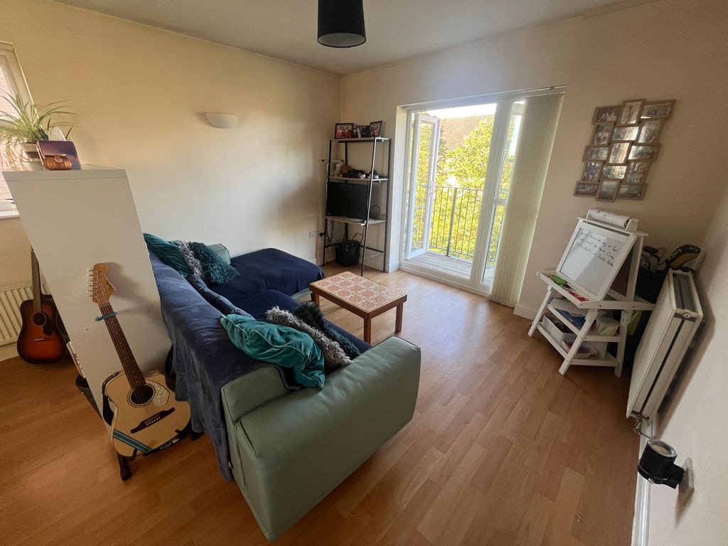 Property photo 2 of 7