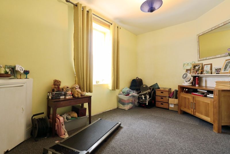 Property photo 3 of 19 Photo 14