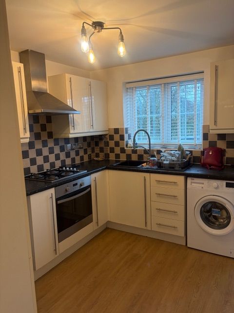 Property photo 2 of 3