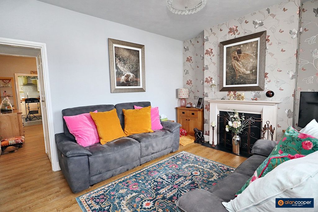 Property photo 3 of 24 3478664