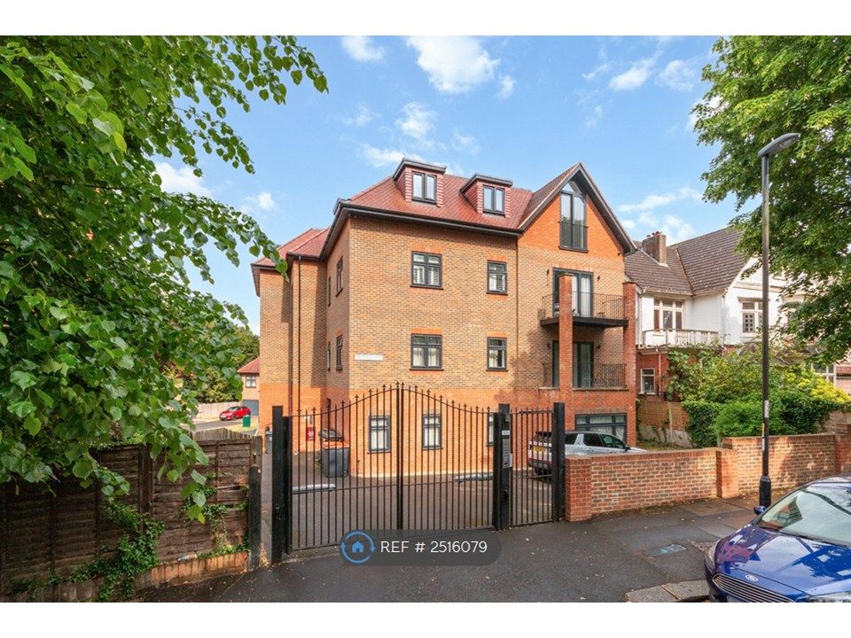 Property photo 2 of 10