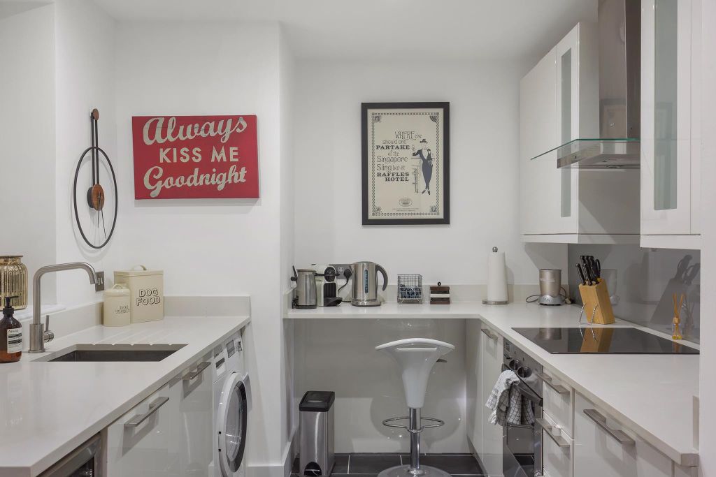 Property photo 3 of 16 Image