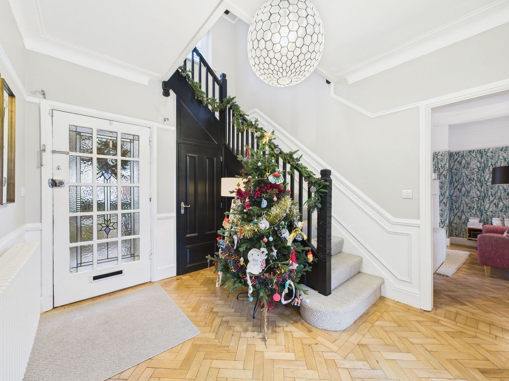 Property photo 3 of 47