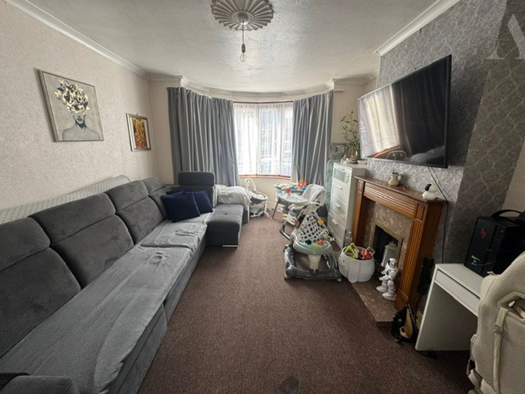 Property photo 2 of 13 452 Bordesley Green East Through Lounge x 2.Jpeg