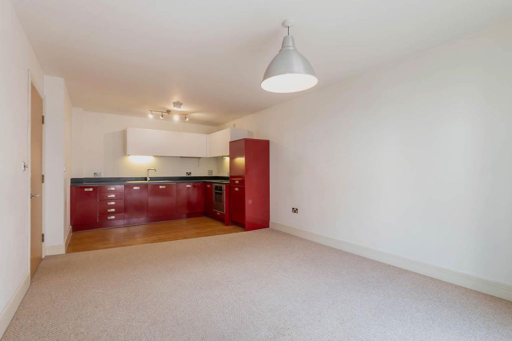 Property photo 2 of 9 Living Room