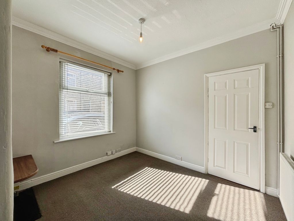 Property photo 3 of 16 Pbox-Img.Jpeg