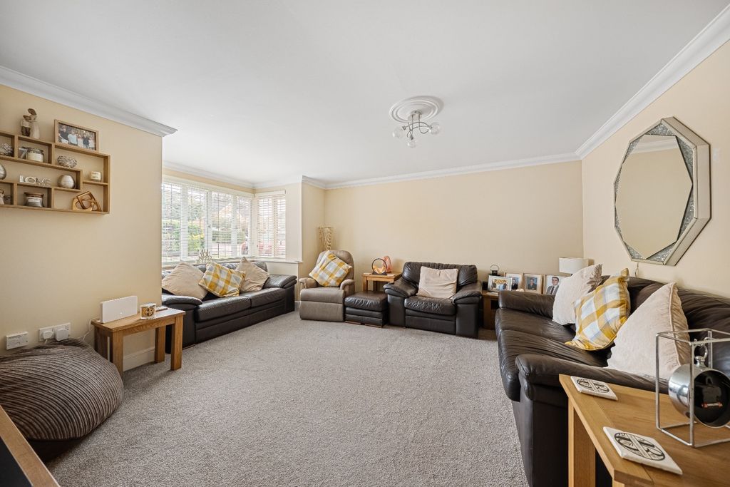 Property photo 3 of 37 5318013