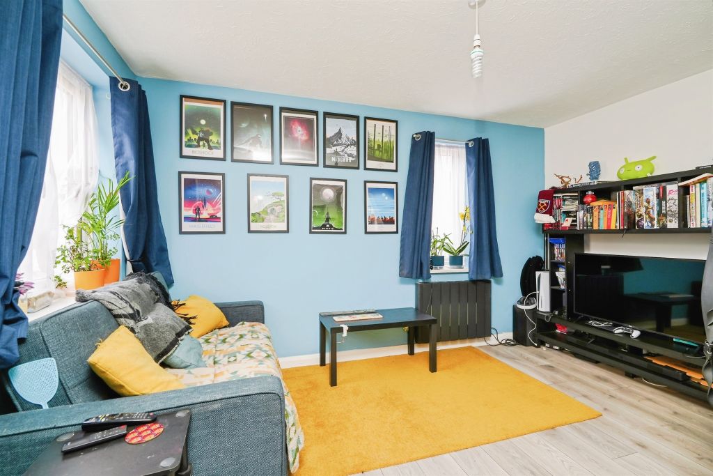 Property photo 2 of 15