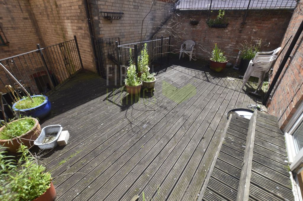 Property photo 2 of 9 Photo 10