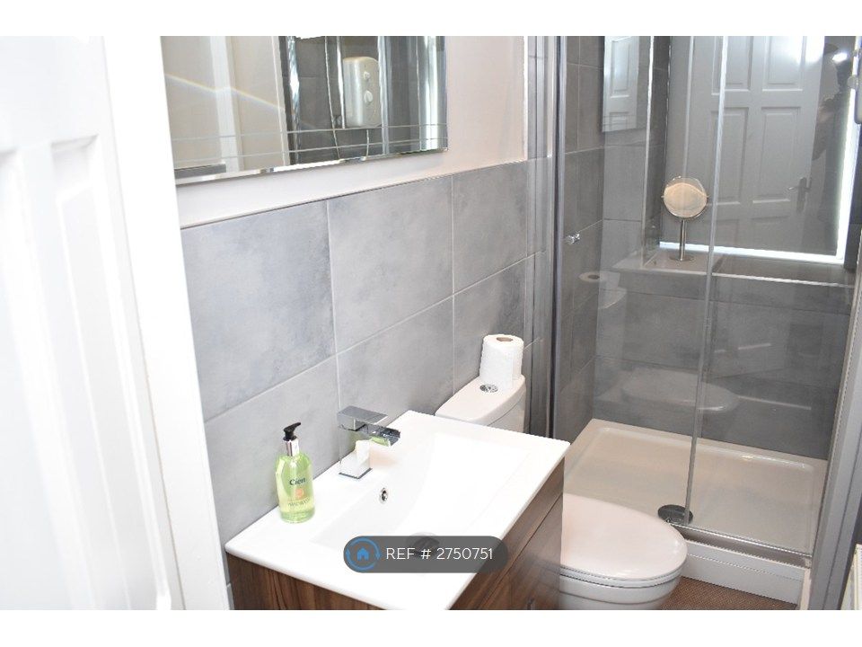 Property photo 3 of 25