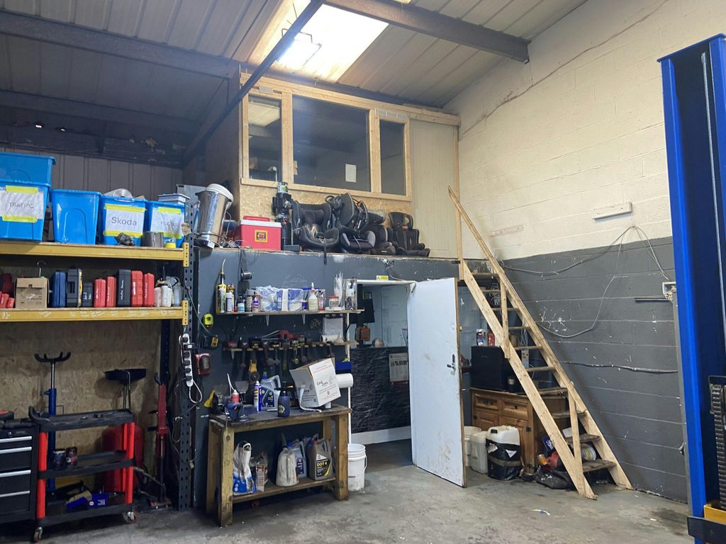 Property photo 3 of 16 Image 3