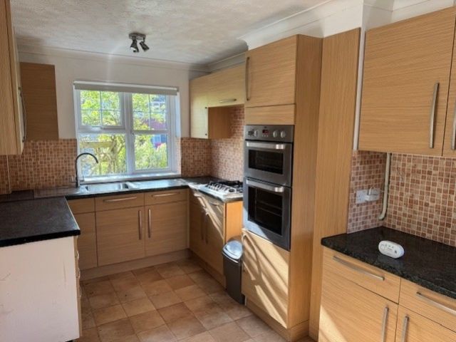 Property photo 2 of 12 Photo 2