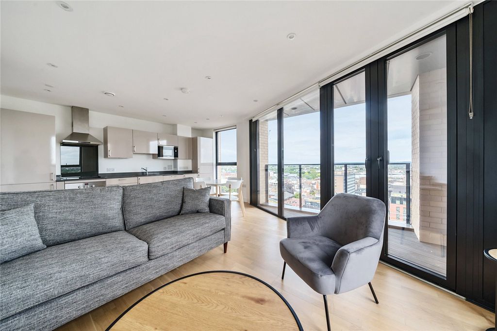 Property photo 2 of 22 Picture No. 36