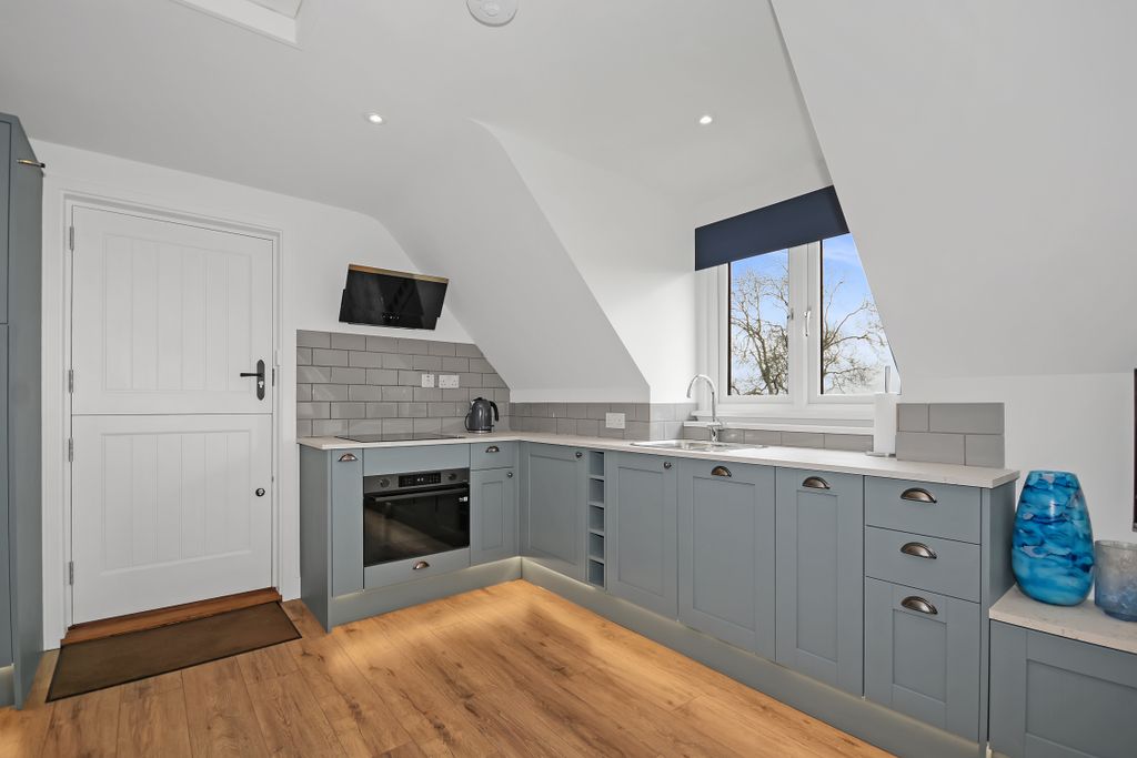 Property photo 2 of 12 Dsc_4773