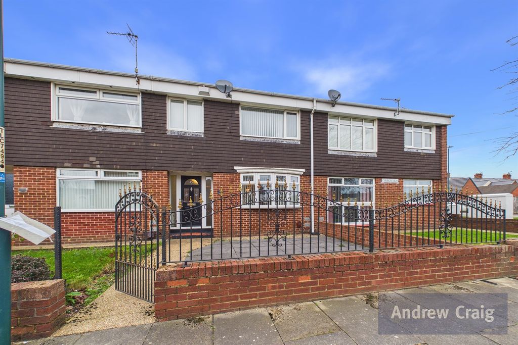 Property photo 1 of 8 (Main)