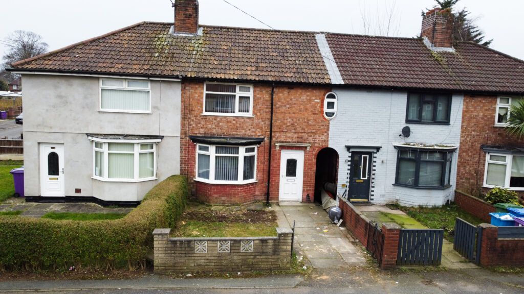 Property photo 2 of 14