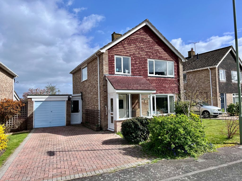 Property photo 1 of 15