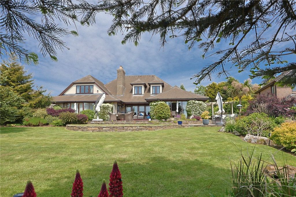 Property photo 1 of 35 4273700
