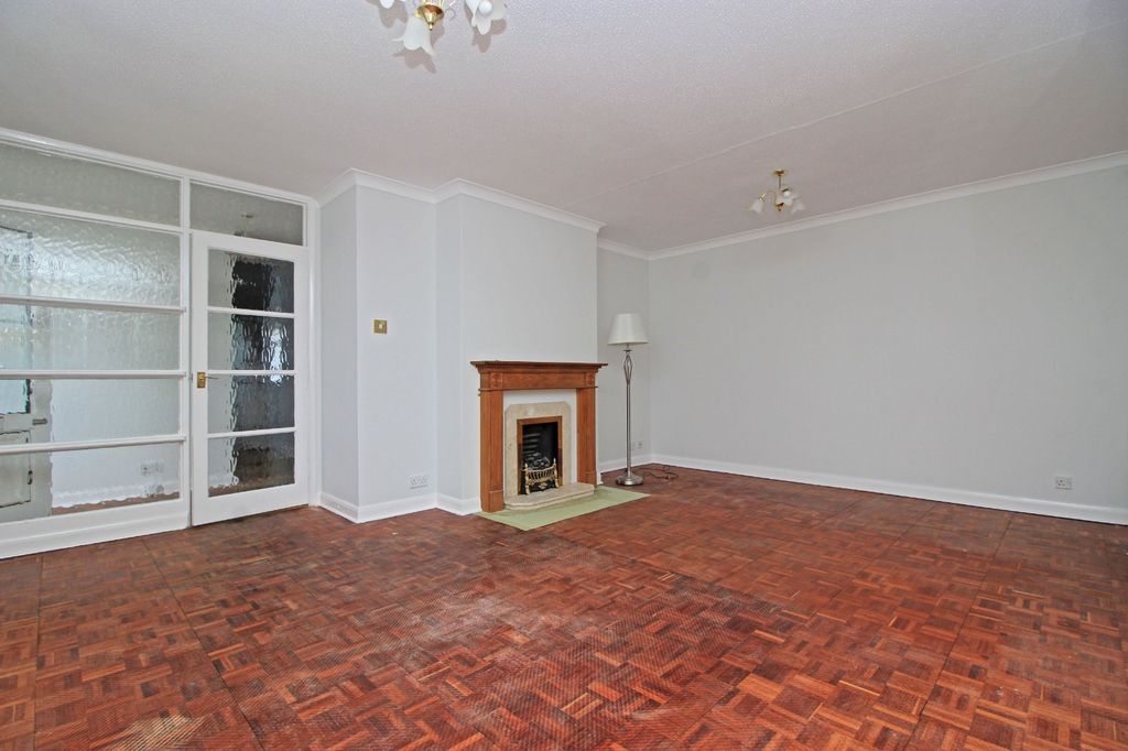 Property photo 2 of 8 Picture 2