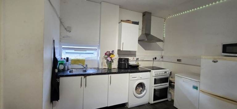 Property photo 2 of 3