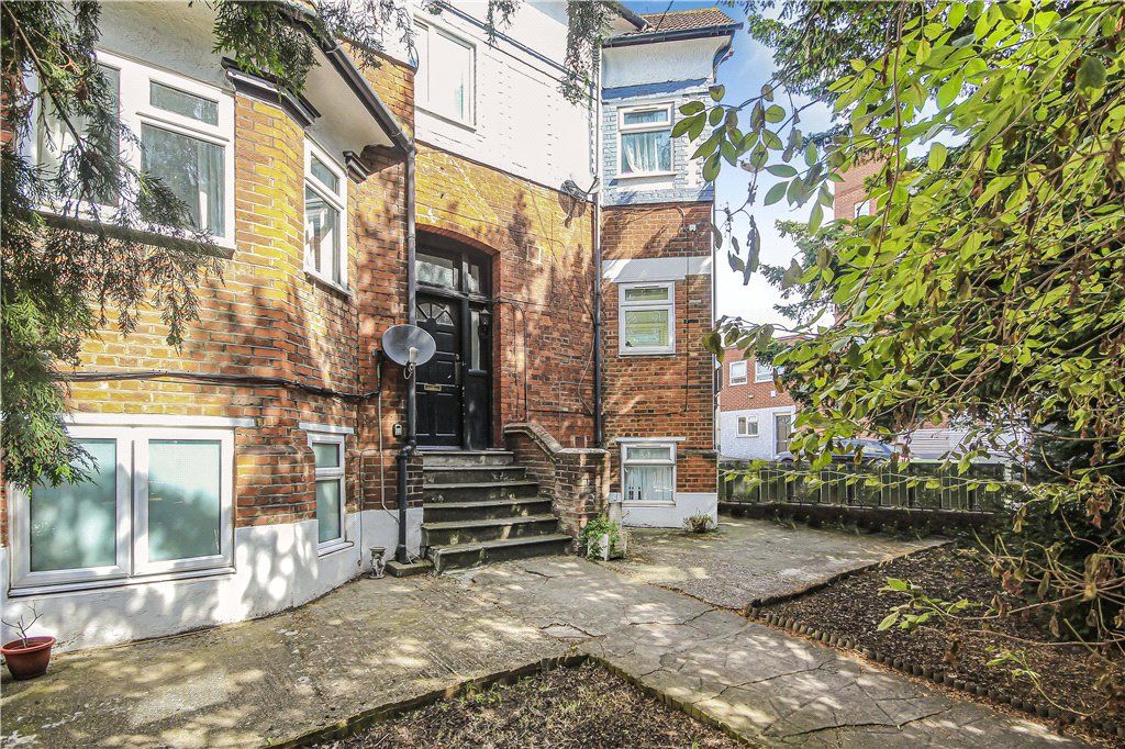 Property photo 3 of 10 Exterior