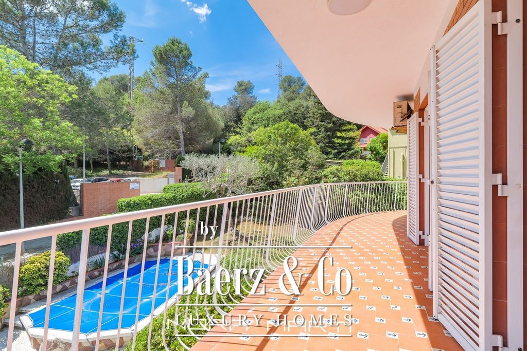 Property photo 1 of 49