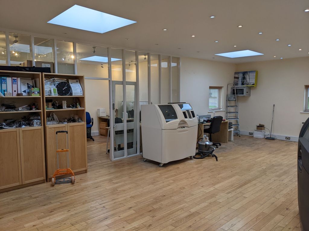 Property photo 2 of 7